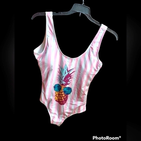 PatPat NWT L Pink and White stripe with Pineapple head and sunglasses 1 piece - Picture 14 of 16